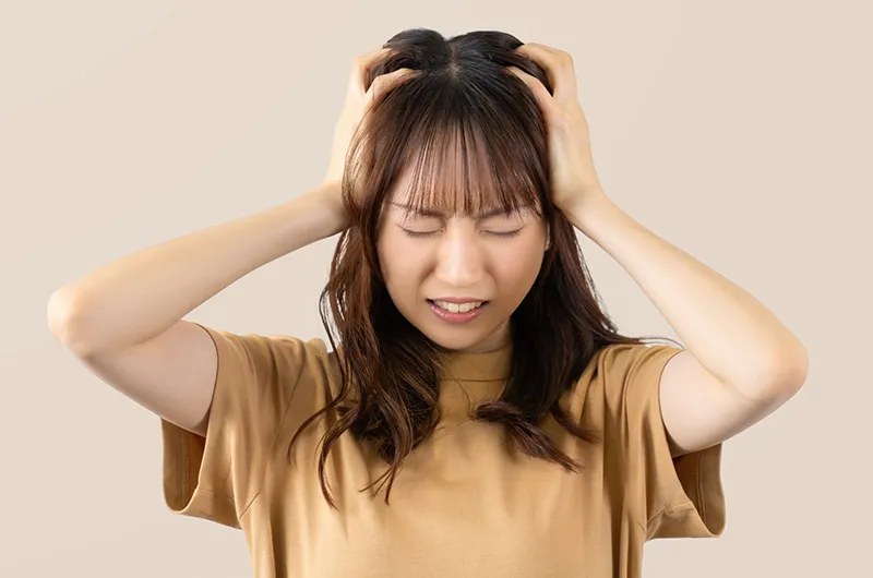 困っている女性